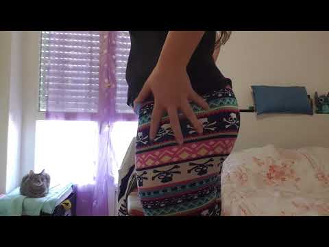 ASMR Scratching Discover the Texture of Leggings - Brushing and Scratching Sounds