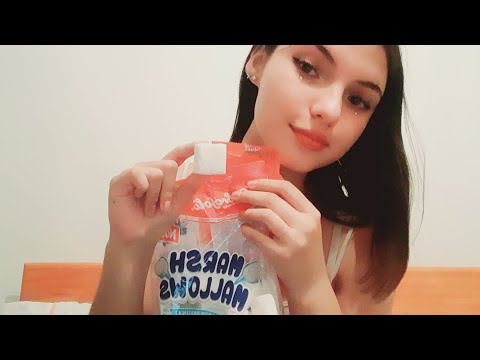 ASMR COMIENDO DULCES (marshmellow y dulce tubito)🍬🍭