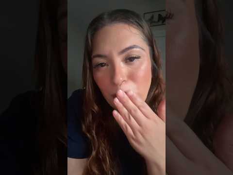 ASMR Giving you a face massage to help reduce your stress 💆🏻‍♀️ #asmrperls #asmr #asmrfacemassage