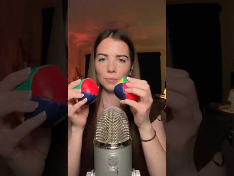 Juggling ball asmr #asmr #visualtingle #relax #tingles #asmrrelaxation #triggersforsleep #relaxing