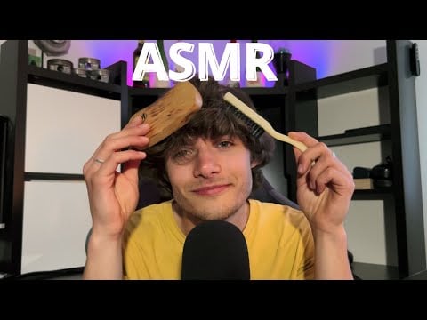 ASMR // Brushing my hair! 🙌 (Minimal Talking)