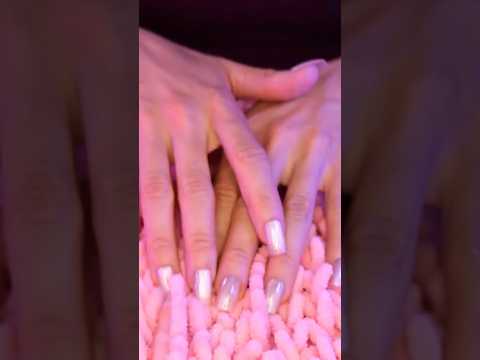 🤤 #notalkingasmr #asmr #asmrsleep #nails #tingly #sleepaid #satisfying #sleepytriggers #relaxing