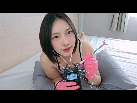 ASMR Ear Cleaning Brush 🖌🧜‍♀️👂