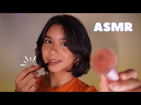 ASMR POV: Amiga Te Maquiando 💄 (sons realistas!)