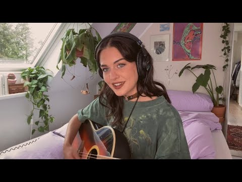 ASMR Sing you to sleep (Arctic Monkeys, SZA, Lana del Rey,...) 200k Special 🥳