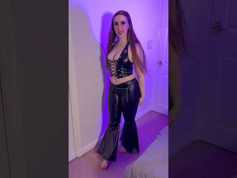 This look gives me “Goth Girl” vibes & I’m loving how it looks🔥⛓️ #leather #gothgirl #altgirl
