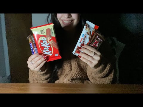 12 DAYS OF ASMR DAY 11🎄 CANDY BARS~SOFT AND CRUNCHY SOUNDS 🍫