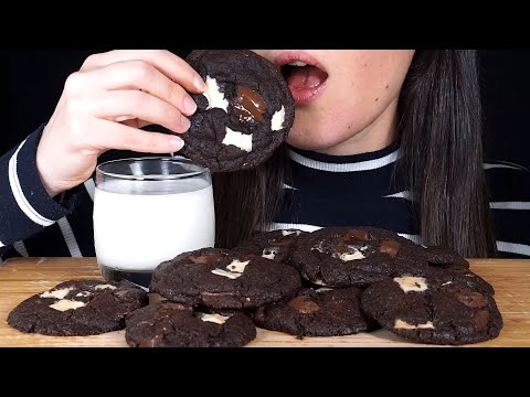 ASMR: Triple Chocolate Chip Cookies (No Talking)