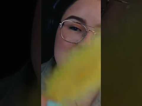 Feathers #tingles #josefinasmr #relax #asmrsvenska #asmr #asmrshorts #feathers #sleep #satisfying