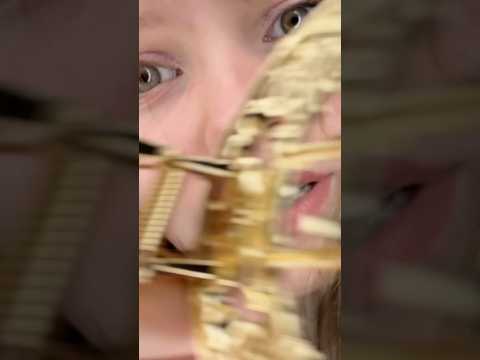 このクリップで髪をブラシします#asmr #外国人 #外国人ユーチューバー  #日本 #日本語 #可愛い #かわいい #メイク #人魚 #ロールプレイ