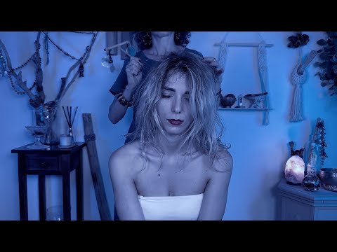 ASMR Persona Reale PULIZIA ENERGETICA | MASSAGGIO COLLO e SPALLE  Musica Binaurale