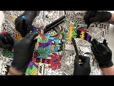 LATEX GLOVED HANDS💛💜 COLORING💚💙 with unintelligibly WHISPER [[ASMR]]