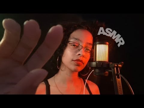 ASMR GUIADO COM VOZ SUAVE, MOVIMENTOS COM AS MÃOS E SOM DE CHUVA 💤