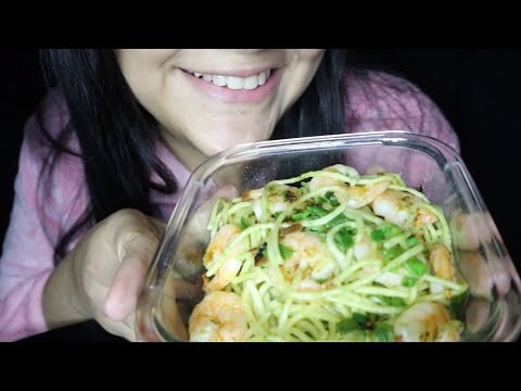 ASMR comiendo Pasta con langostinos