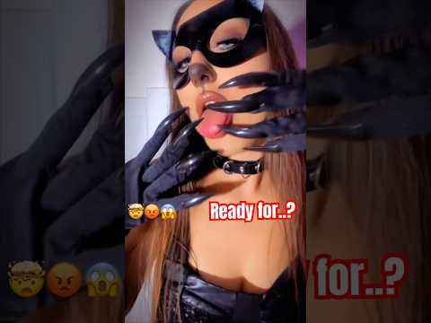 HALLOWEEN ASMR: SPIT PAINTING W/ CATWOMAN P.5: tongue fluttering, mouth triggers #asmr #halloween