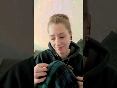 ASMR Scarf Scratching  #asmrfabricscratching  #asmrfabricsounds #asmrrelaxing #asmrforsleep