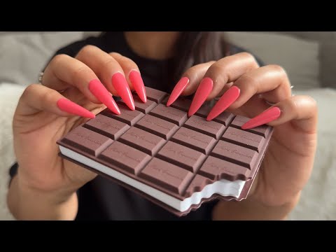[ASMR] Fast Tapping & Scratching - Madam Glam Gel Polishes 