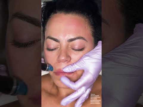 ASMR Hydrafacial