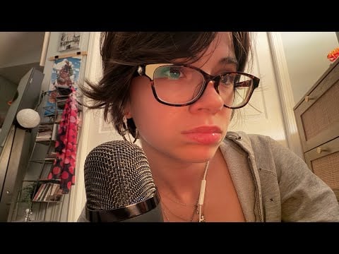 ASMR mouth sounds (tongue swirls and kisses)￼