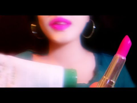 ASMR  Ramble Whispering Softly Close Up ✨ ( pink lipstick 💄 earrings 👩🏻)