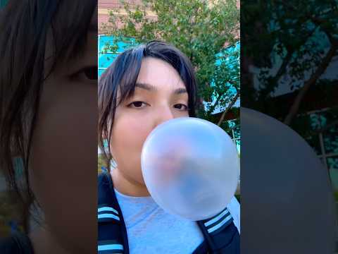 BUBBLE GUM ASMR | blowing bubble gum popping sounds