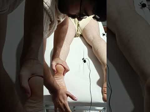 REFLEXOLOGY MASSAGE TURKISH THERAPY FOR FEET #satisfying #relaxing #asmr #shorts #massage