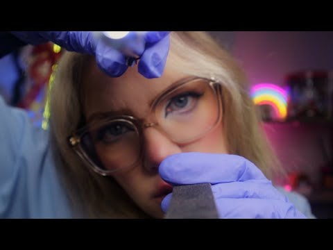 ASMR Medica cuidando da sua doença | Voz suave e atenção pessoal