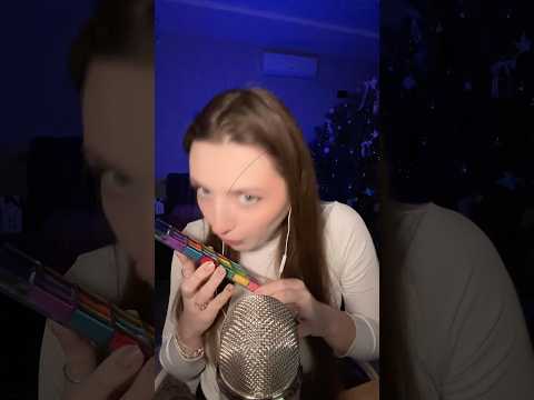 What is on your screen #asmr #asmrsounds #asmrrelax #asmrtingles #asmrsleep #relax #tingles
