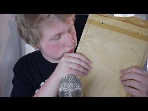 ASMR Unboxing Fidget Cube / Spinner Tapping,  Crinkling, Whispering I ASMR Deutsch / German