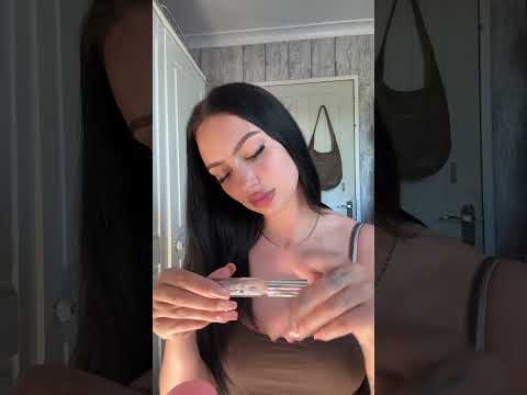 #relax #asmr #asmrrelaxing #asmrvideos #tingles #mouthsounds #sleepy #asmrsounds