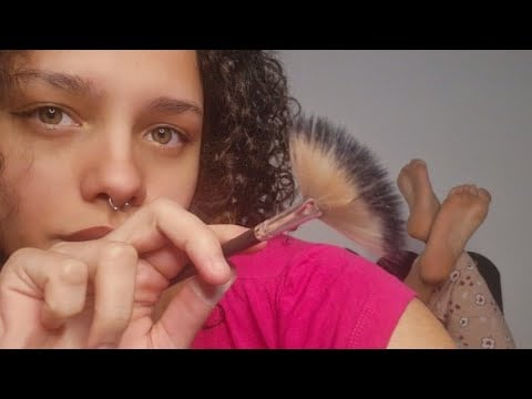 ASMR Caseiro • Pincel na tela e sons de boca (com chuvinha) #asmr 