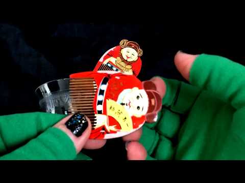 Tapping on  W😵😵D and playing with a comb [[ASMR]]