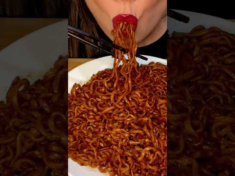 SPICY BLACK BEAN BULDAK NOODLES #asmr #ramen #food #eatingsounds #shorts