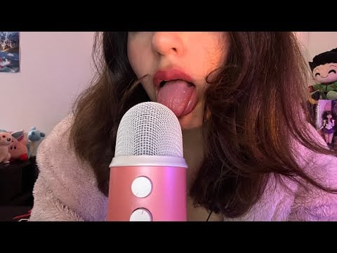 ASMR | MIC LICKING SOUNDS (tingly)♥️