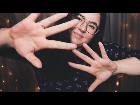 ASMR Viskar ONÖDIG FAKTA (med layered HAND MOVEMENTS) *tingle overload*