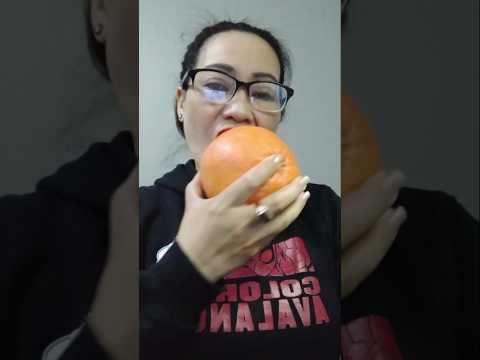 HOW I EAT GRAPEFRUIT # #everyone #mukbang #shortsfeed #bigmouth #crazylady #eatingchallenge