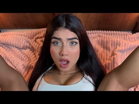 Tu VECINA te deja ENTRAR a media noche ASMR ROLEPLAY