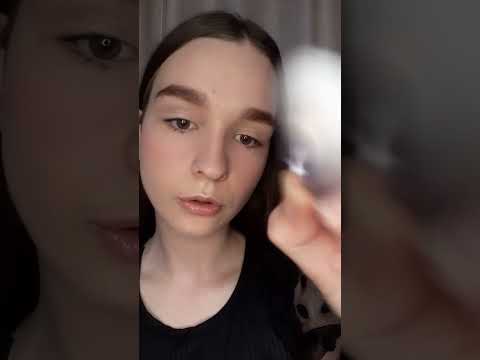Aplicando manteiga de cacau em você ASMR #shorts