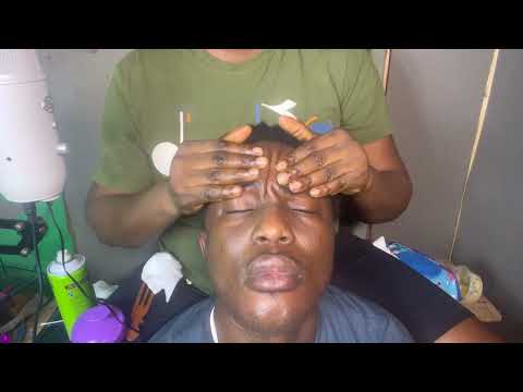 ASMR✨GIVING MY HUSBAND A RELAXING EAR CLEANING AND MASSAGE, SCALP SCRATCHING  WITH GUM CRACKING.