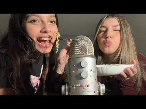 ASMR MUKBANG COMIENDO RAMEN CON MI AMIGA| SOFIWI
