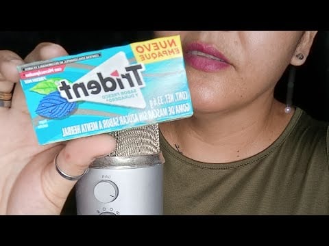 ASMR masticando chicle te cuento una historia personal completamente real 