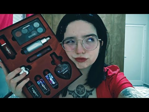 Um (quase) ASMR | kit de maquiagem do crepúsculo (caseirinho com muita fala) 🌲🦇