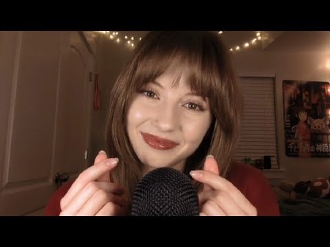 ASMR | Lip Gloss 💋 (whispering, kissing, hand sounds)