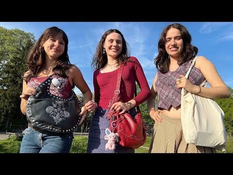 ASMR | What’s in our Bags ?! 👜❤️ (OMG finally reunited) 