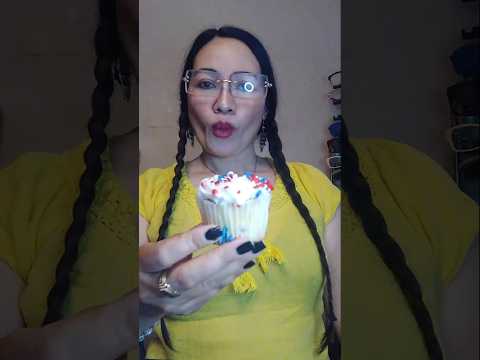 ONE TIME BITE CUP CAKE FOR 4TH OF JULY#everyone #mukbang #shortsfeed #challenge #bigmouth