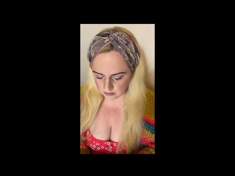 A live stream full of 😘 kisses￼