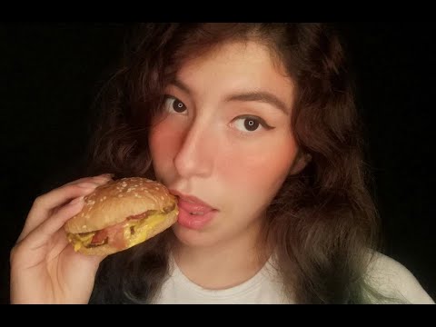 ASMR ♡ MUCKBANK COMIENDO HAMBURGUESA 🍔🍟 DE BURGER KING (Eating Sounds)