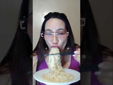 RAMEN WITH CHEESE#shortsfeed #food #everyone #mukbang #viral #eatingshow #asmr #tiktok #foodie