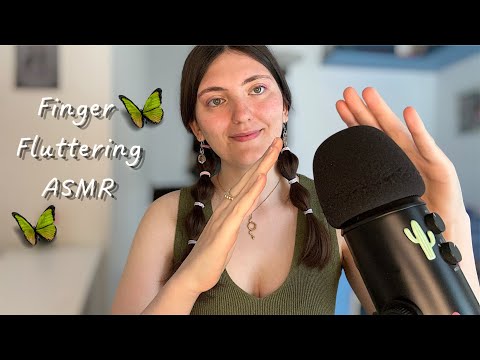 Finger Fluttering with RINGS 💍 | ASMR 💚