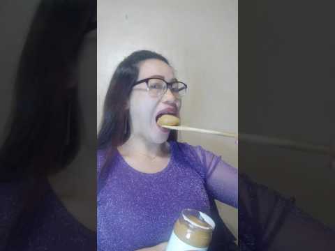 EATING PEANUT BUTTER #viral #food #eatingshow #shortsfeed #everyone #foodshow #tiktok #asmr